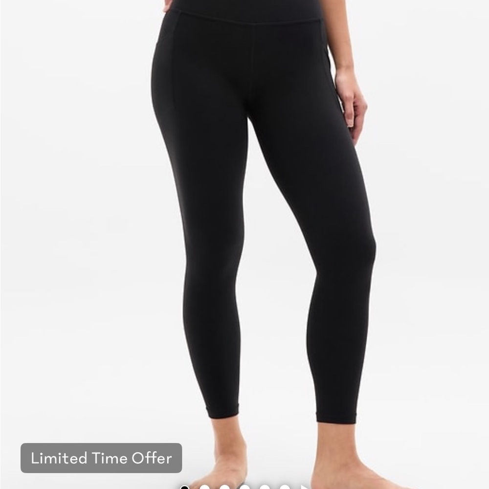 Athleta Black Salutation 7/8 Tights